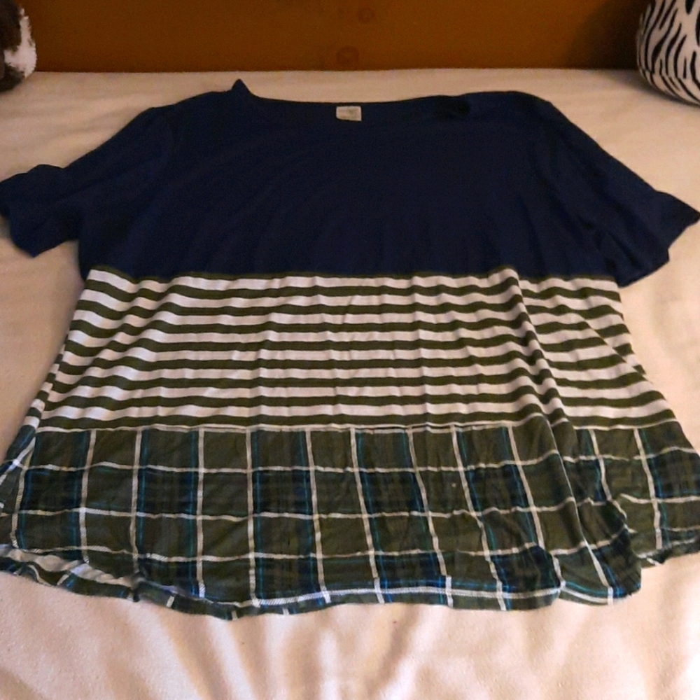 Terra&Sky womans shirt